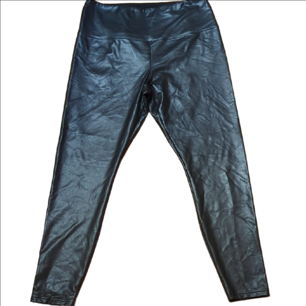 ❤️BOGO❤️NWOT Faux Leather Leggings